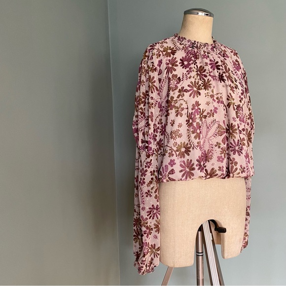 Free People - Picture 3 of 9